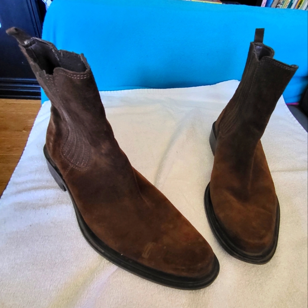 Kenneth Cole NY boots